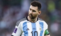 Kaka đăng ảnh chào mừng Messi vào