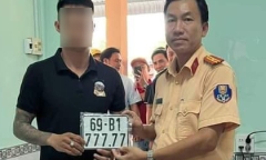 Sang tên xe máy, nam thanh niên bấm được biển số xe