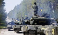 Chiến sự Nga-Ukraine ngày 25/7: Ukraine thảo luận kịch bản tấn công vượt ngoài chiến tuyến hiện có