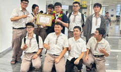 Nam sinh TP.HCM giành huy chương bạc Olympic Toán quốc tế được 