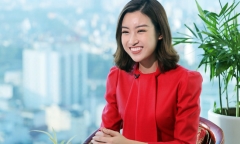 Làm dâu nhà hào môn, Đỗ Mỹ Linh được dân tình hết lời khen ngợi bởi lối sống giản dị