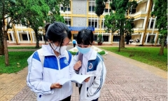 Kỳ thi vào lớp 10 ở Kon Tum: Đề thi, đáp án gợi ý môn Toán và Ngữ văn 