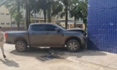Vụ người đàn ông uống 30 viên thuốc an thần, lái ô tô tông vào bệnh viện: Lộ nguyên nhân