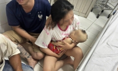 Làm rõ vụ bé trai 8 tháng tuổi tử vong tại cơ sở giữ trẻ, nghi bị đánh