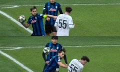 Tự vấp ngã, đội trưởng Atalanta nhận thẻ đỏ