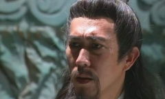 Diễn viên nổi tiếng qua đời sau khi lên cơn đau tim