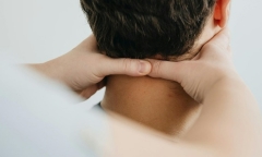Người đàn ông 70 tuổi bất tỉnh khi đang mát-xa, cảnh sát vào cuộc