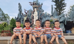 Người mẹ Đồng Nai sinh 5 con trong 13 tháng, chồng lo kinh tế