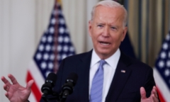 Tổng thống Biden ký ban hành luật về trần nợ công