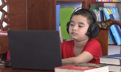 Cậu bé 10 tuổi đam mê khám phá lịch sử, từ nhỏ đã đọc bộ Lê Nin toàn tập