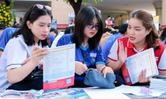 Nhiều trường đại học bổ sung tổ hợp xét tuyển mới năm 2025, Bộ GD&ĐT nói gì?