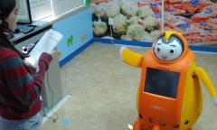  Hàn Quốc đưa robot vào dạy tiếng Anh thử nghiệm tại 5 trường tiểu học và THCS
