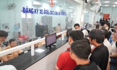Xe thu hồi biển số định danh có được tham gia giao thông không?
