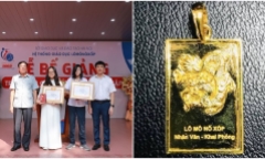 Trường học ở Hà Nội thưởng 3 chỉ vàng cho học sinh, hiệu trưởng tiết lộ bất ngờ