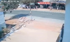 Người phụ nữ bị ô tô tông văng khi đang đi bộ qua đường