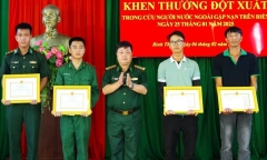 Tin tức thời sự hôm nay (8/2): Tuyên dương 4 người cứu du khách ở biển Mũi Né 