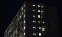 Bị bán tới 