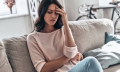 Những triệu chứng ban đầu của bệnh gan thường bị bỏ qua