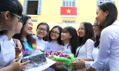 Cách xếp lương viên chức tư vấn học sinh và loạt chính sách giáo dục có hiệu lực từ tháng 11
