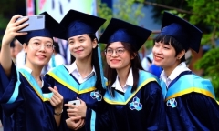 Tiết lộ mức học phí 