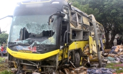 Diễn biến mới nhất vụ lật xe khách ở Hà Tĩnh, 10 người tử vong