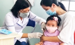 Tin thời sự nóng mới nhất ngày 29/4: Vaccine 5 trong 1 đảm bảo đủ tiêm cho trẻ