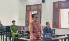 Dùng cuốc đánh người khác vì bị chửi 