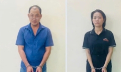 Bắt thêm 2 nhân viên tiệm vàng trong đường dây 