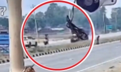 Clip: Vượt xe đầu kéo, xe máy chở 4 người lao vào ô tô đối diện, cả 4 tử vong thương tâm