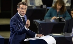 Tổng thống Macron cảnh báo Ukraine phải đợi hàng thập kỷ để vào EU, kêu gọi thành lập cộng đồng châu Âu mới