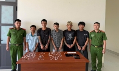 Ninh Bình: Bắt giữ nhóm đối tượng mua bán trái phép ma túy, thu giữ hơn 200 gói heroin