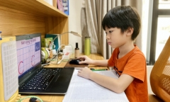 TP.HCM: Tiết học online của cấp tiểu học chỉ từ 20-25 phút