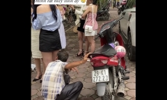 Hà Nội: Xác minh hình ảnh người đàn ông nhìn dưới váy cô gái trên phố Phan Đình Phùng