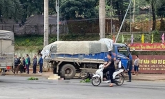 Tin tức tai nạn giao thông mới nhất ngày 22/1: Xe máy va chạm ô tô tải, một người tử vong