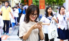 Số điểm 10 môn Vật lý giảm gần một nửa so với năm 2022