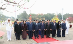 Lãnh đạo Đảng, Nhà nước vào Lăng viếng Chủ tịch Hồ Chí Minh nhân dịp Tết Nguyên đán 2024