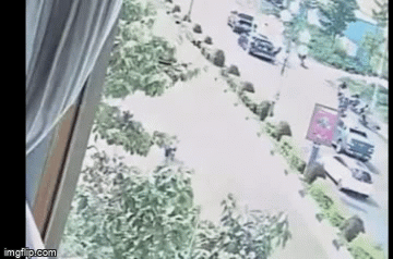 Vụ 2 ô tô rượt nhau, nổ súng ở Gia Lai: Hình ảnh camera tiết lộ sốc
