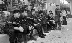 Bố chiến sĩ 24 tuổi hy sinh tronng vụ cháy quán karaoke: Việt có tình yêu cháy bỏng với nghề cứu hỏa
