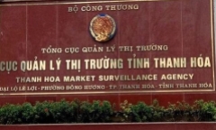 Tạm đình chỉ cán bộ quản lý thị trường Thanh Hóa bị tố hành hung người dân