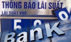 Nhìn lại làn sóng giảm lãi suất huy động trong năm 2023