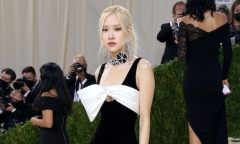 Tình trạng sức khỏe của Rosé (BLACKPINK) sau khi phát hiện mắc COVID-19 