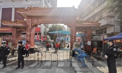 Ca mắc COVID-19 tăng nhanh, Trung Quốc phong tỏa thành phố Thâm Quyến