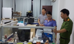 Khám xét Chi cục đăng kiểm số 8 ở Cần Thơ