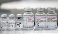 FDA Mỹ: Vaccine Moderna chưa đáp ứng tiêu chí về mũi tiêm thứ 3