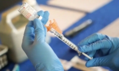 Anh phê duyệt sử dụng với vaccine ngừa COVID-19 