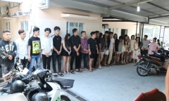 Trà Vinh: Kiểm tra quán ăn, phát hiện 25 người dương tính với ma túy