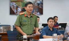 Công an TP.HCM: Vượt đèn đỏ để nhường đường cho xe ưu tiên không bị phạt