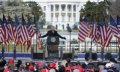 Uỷ ban điều tra Hạ viện nói ông Trump vi phạm luật vì không ngăn cuộc biểu tình bạo loạn ngày 6/1