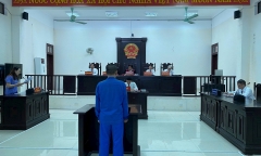 Đâm trọng thương Phó Chánh án huyện vì cho rằng xử án nặng, người đàn ông lãnh 13 năm tù