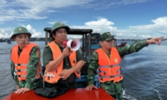 Bão Thần Gió suy yếu thành áp thấp nhiệt đới, miền Trung mưa rất to